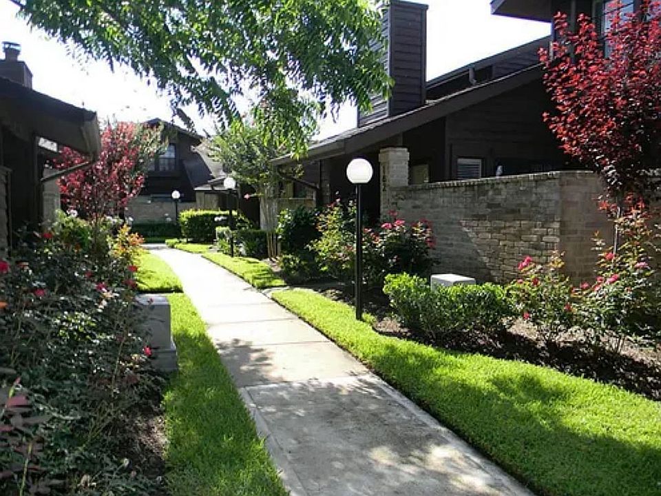1st image of 2611 Grants Lake Blvd