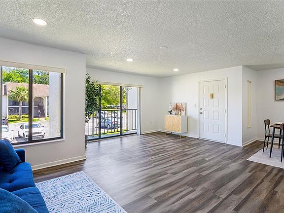 5th image of 2522 Pine Ridge Way S #D2