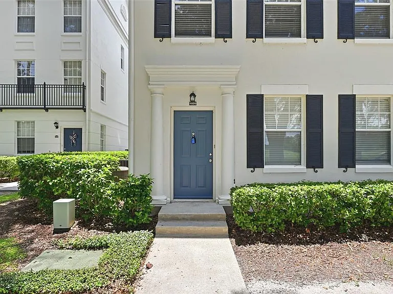 1020 Waterside Dr #1020 — Photo 3