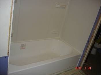 4th image of 2536 W Hayward Ave