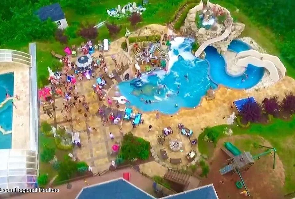 15 Embry Farm Rd, Marlboro, NJ 07746 MLS 22216265 Zillow