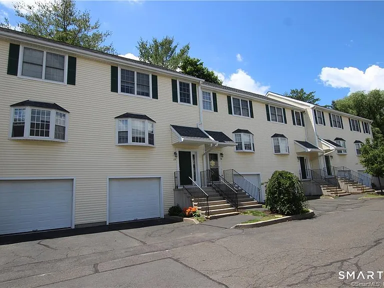 22 Main St #5-32 — Photo 1