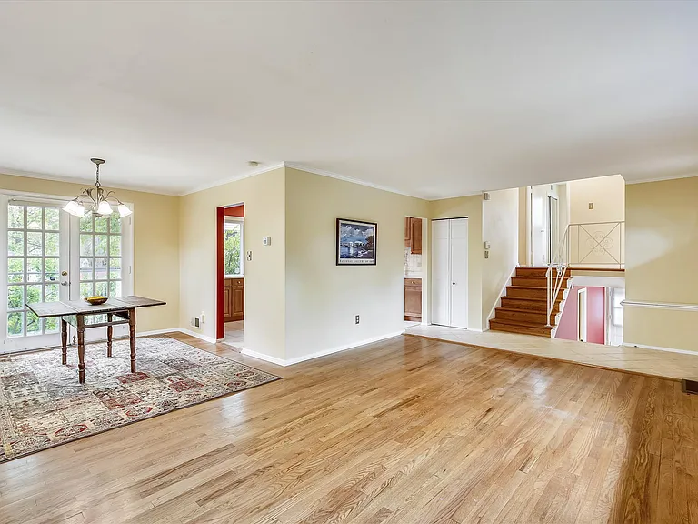 Living room/dining room