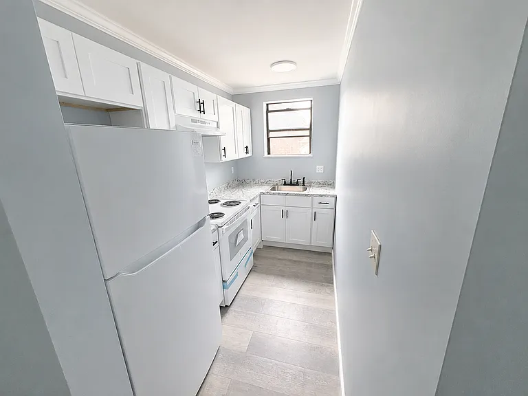258 Fairmont Ave — Photo 7