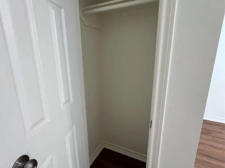 1231 Sycamore Ave #D — Photo 18