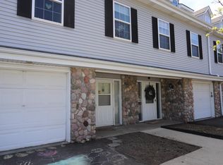 165 Heidel Rd, Thiensville, WI 53092