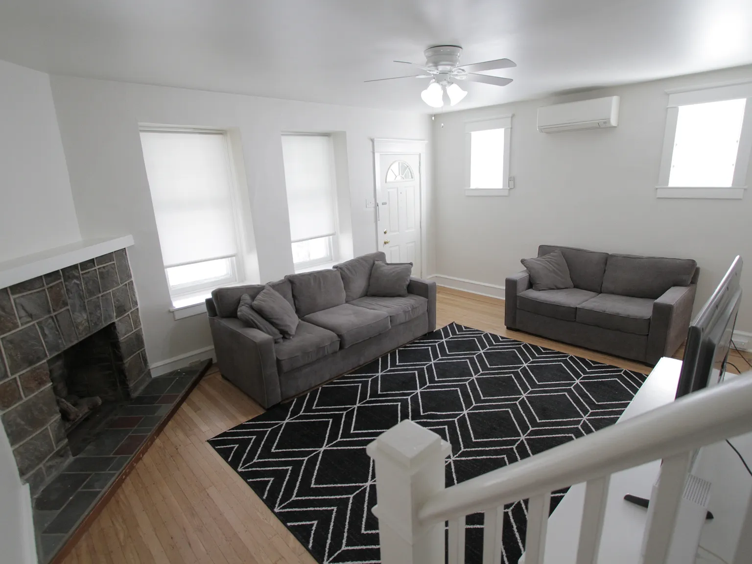 804 W 21st - 1 — Photo 3