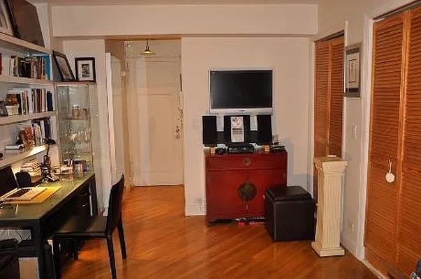 Sold by Temple Morrow LLC | media 14