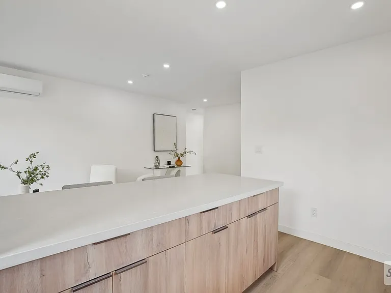 9203 Chaney Ave — Photo 29