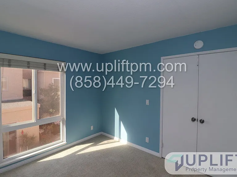 23668 Country Villa Rd — Photo 15
