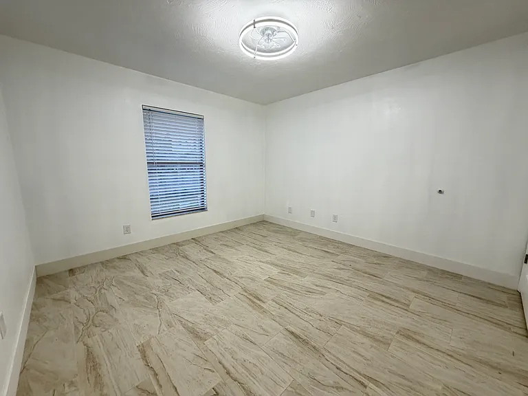 1672 Espanola Ave #1672 — Photo 10