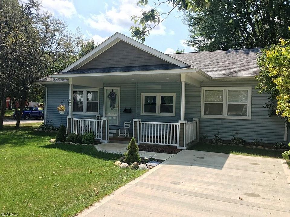 1st image of 627 W Herrick Ave