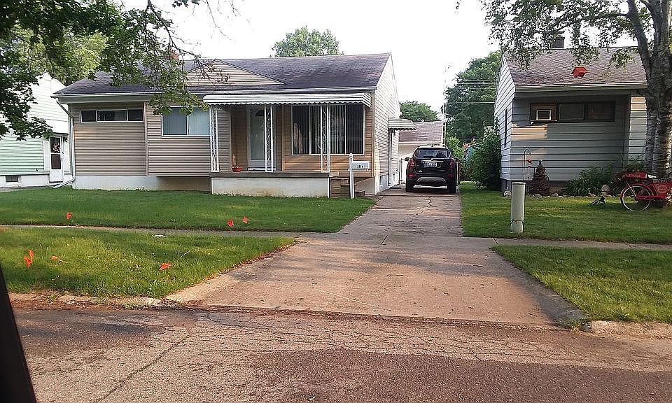 1st image of 3714 Beechwood Ave