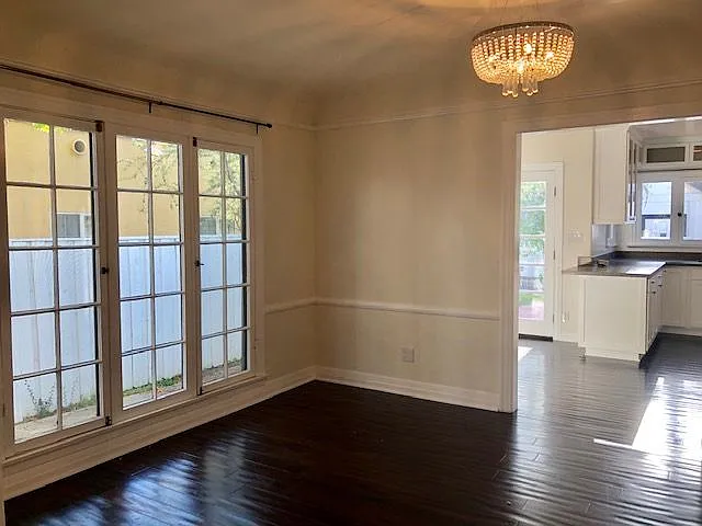 169 N Wetherly Dr — Photo 8