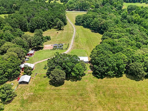 5th image of 242 Harris Rd