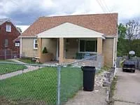 1319 Worthington Ave photo 1