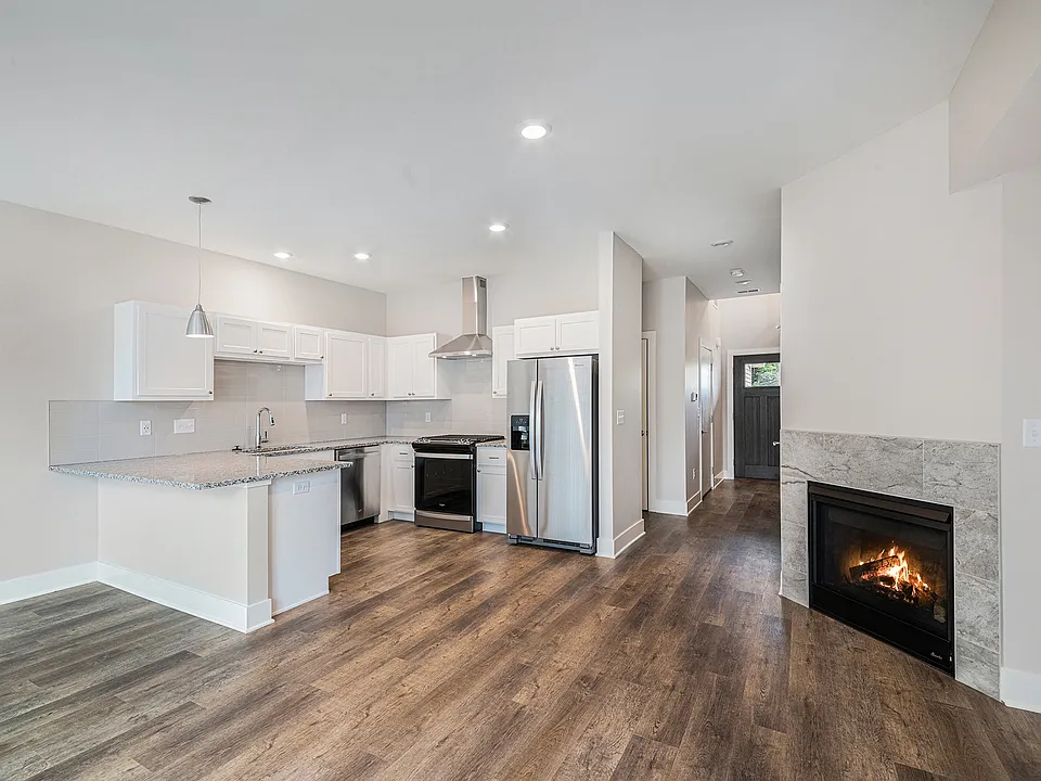 Meadowood Townhomes