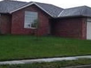 2410 W Colton, Ozark, MO 65721