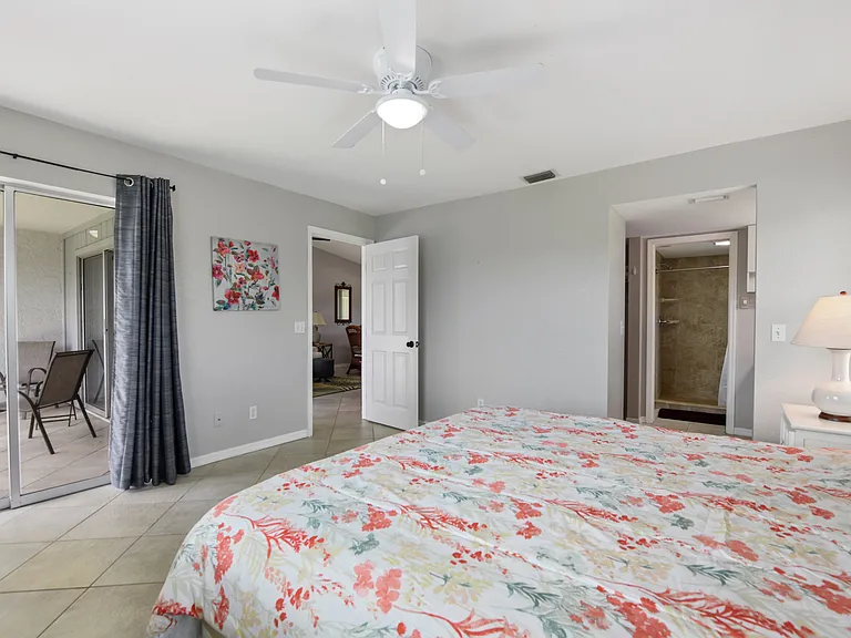 449 Royal Poinciana #221 — Photo 13
