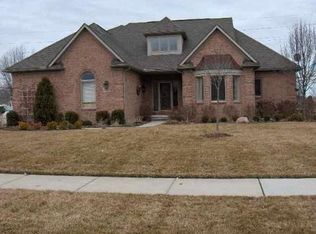 26562 Silver Creeks, Brownstown, MI 48134