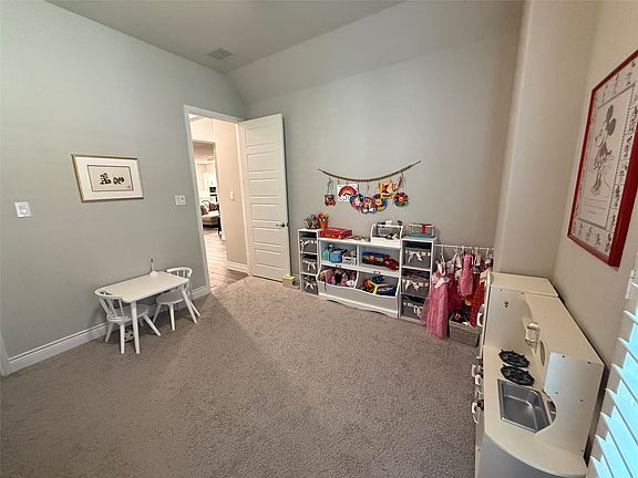 5th image of 2625 Preakness Pl