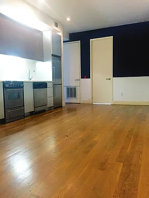 Rented by Loom Group | media 24