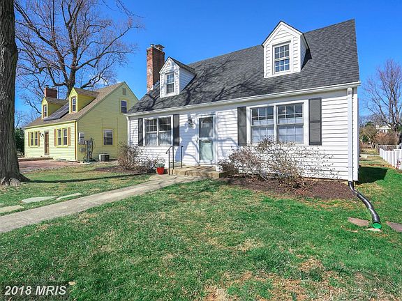 2nd image of 543 W Montgomery Ave