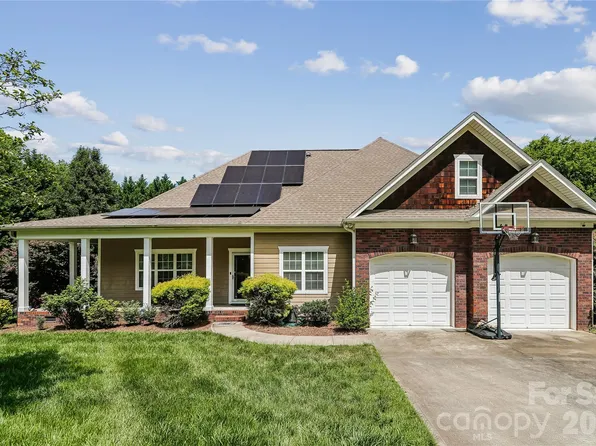 10703 Middle Acres Rd, Charlotte, NC 28213