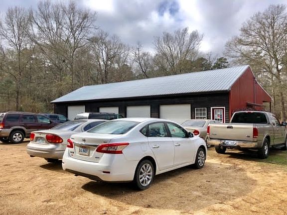 5th image of 1031 Hickory Hl