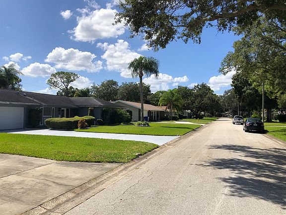 4th image of 1193 88th Ave N