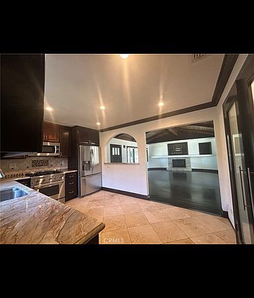 5th image of 5726 Newlin Ave