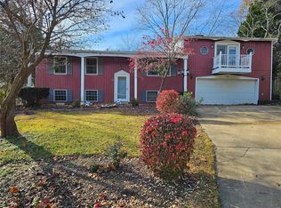 37 Wagon Wheel Trl, Fenton, MO 63026