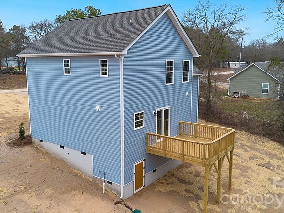 3rd image of 171 Yellow Branch Rd