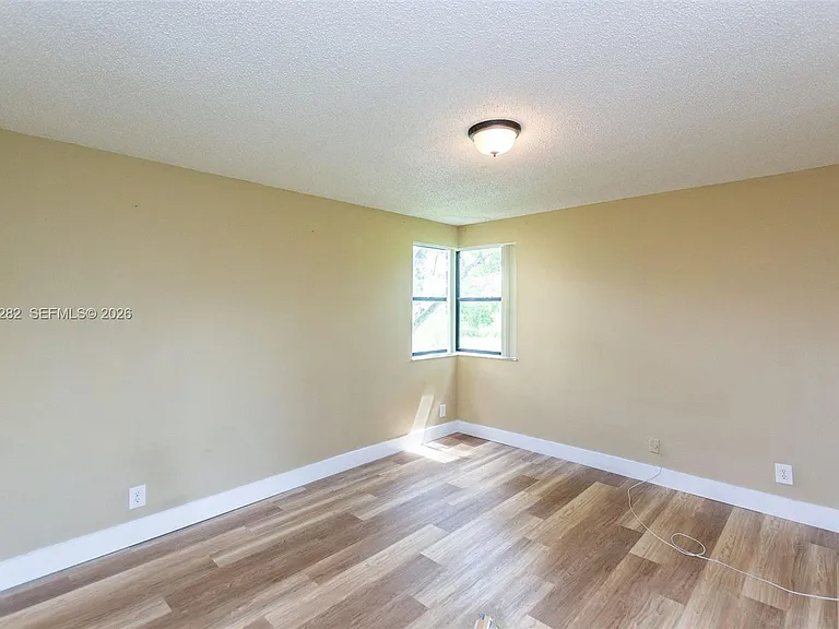 5721 Riverside Dr #202B5 — Photo 22