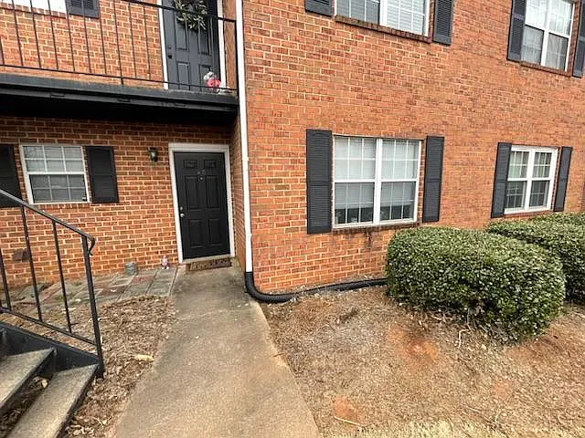 2165 S Milledge Ave #A11 — Photo 1