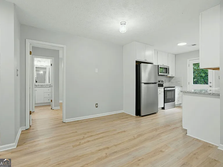 210 Meadow Run — Photo 5