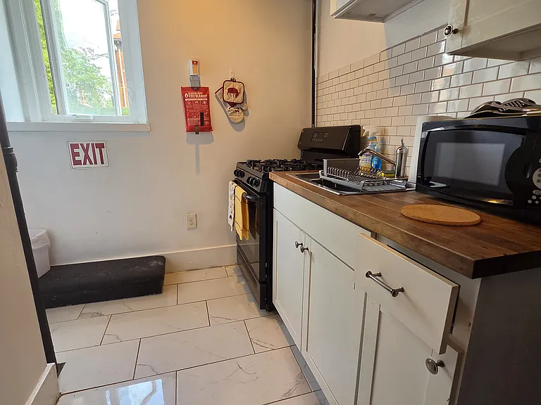 7536 Dunedin St #E — Photo 15