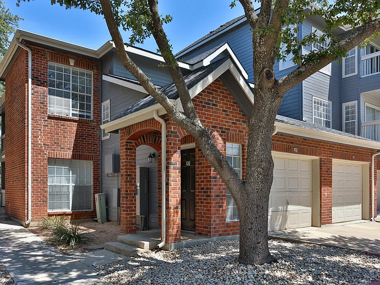 The Quarry Alamo Heights — Photo 18