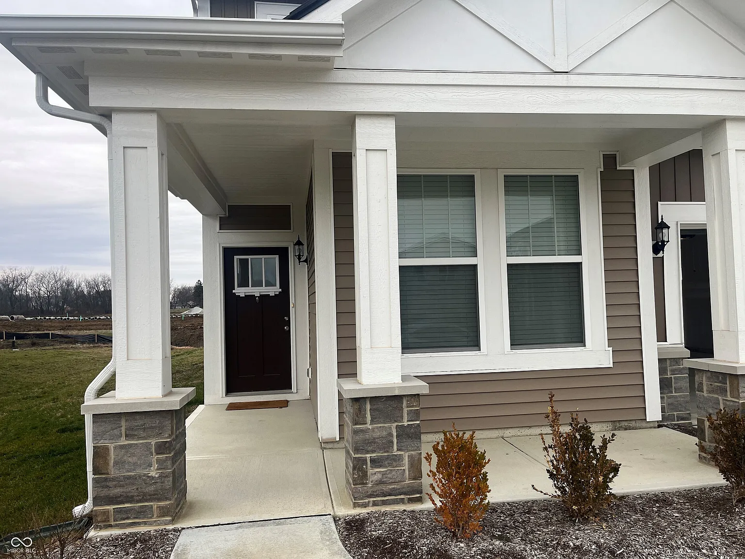 4 bed, 2.5 bath, 2426 sqft, $2,450 — Photo 4