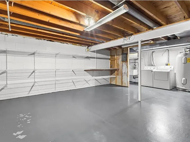 16546 Foliage Ave — Photo 21