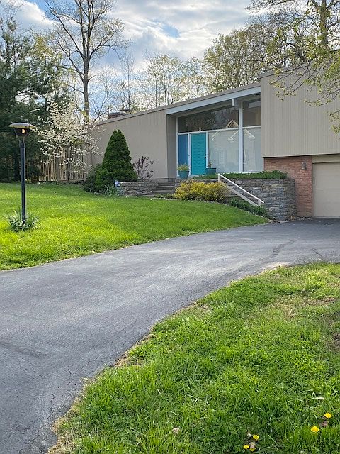 1st image of 10251 Pendery Dr