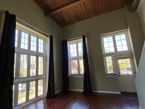 5th image of 844 N 29th St APT 116