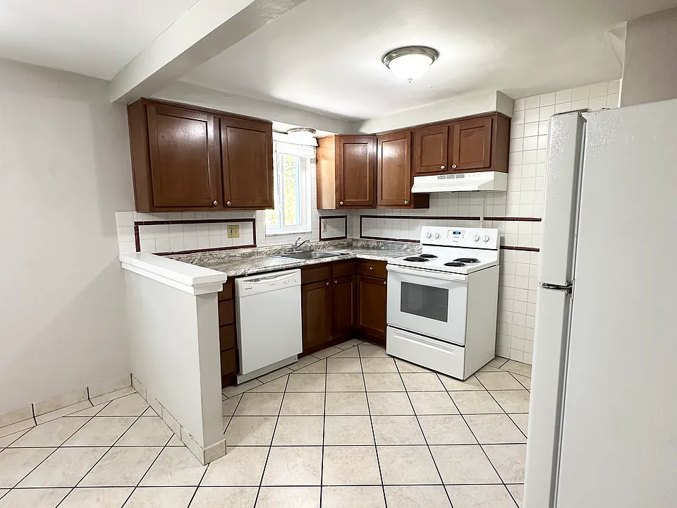 2/3 Bedroom Townhome
