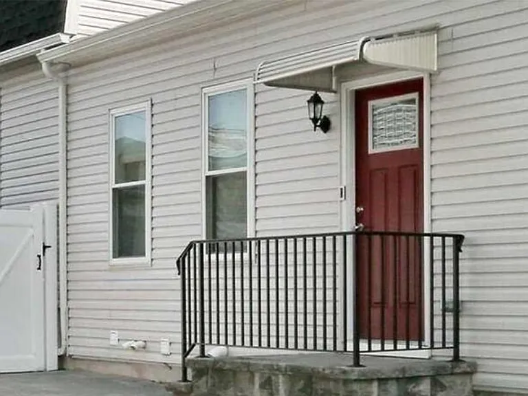 427 Monroe St — Photo 14