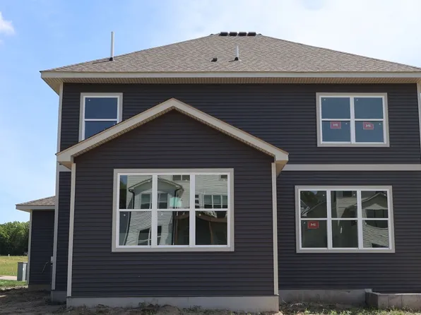 1149 Woods Creek Dr S, Delano, MN 55328