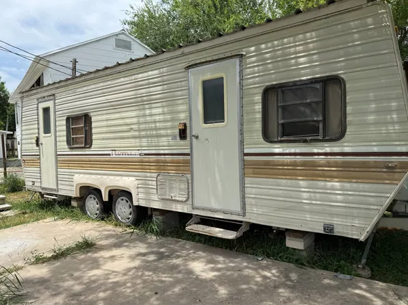 613 N Eye St #7, Harlingen, TX 78550