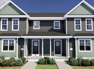 1025 Range Trl, Verona, WI 53593