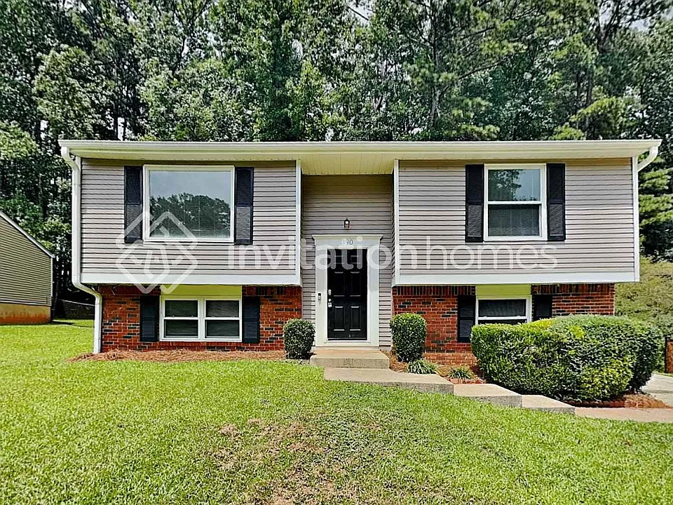 390 Hembree Forest Cir