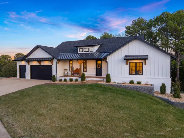 200 Nathan Drive, Hollister, MO 65672