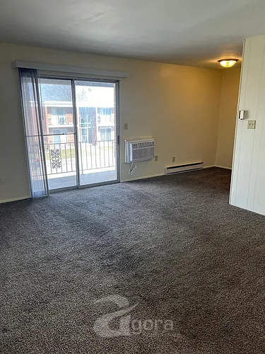 856 Continental Ct #7 Photo 1